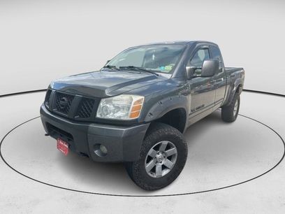 Used 2005 Nissan Titan LE w/ (T01) Tow Pkg