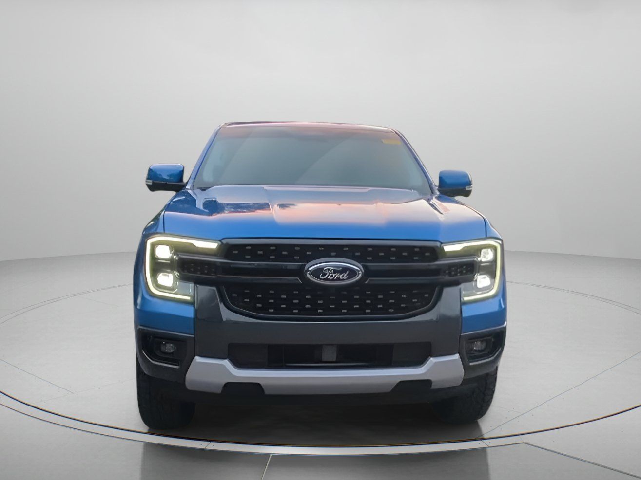 Certified 2024 Ford Ranger Lariat w/ Trailer Tow Package RWD image 4