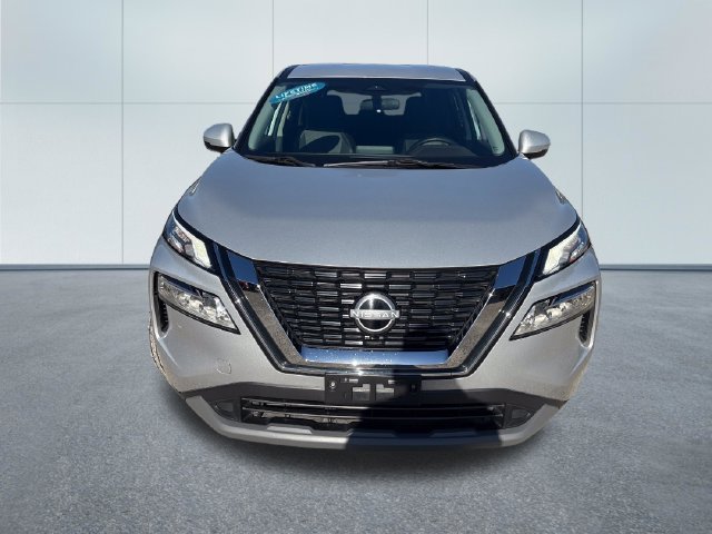Used 2022 Nissan Rogue SV AWD/4WD image 6