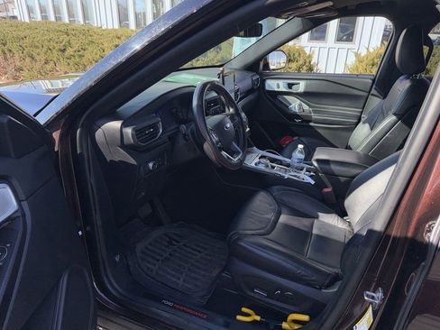 Used 2020 Ford Explorer ST w/ ST Street Pack image 3