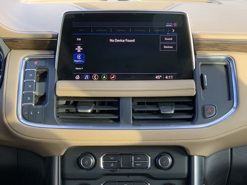 Used 2021 Chevrolet Tahoe Premier w/ Premium Package image 31