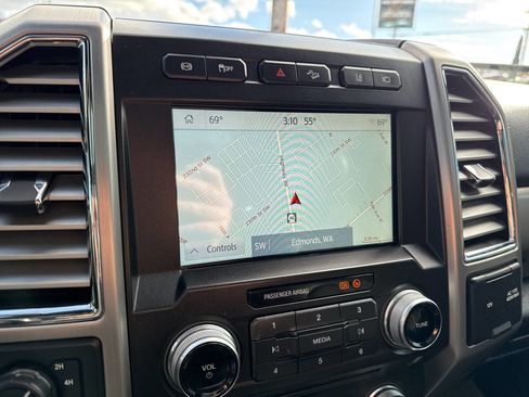 Used 2018 Ford F350 Platinum w/ Platinum Ultimate Package image 36