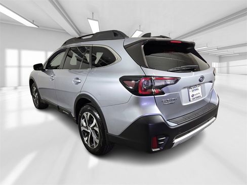 Used 2020 Subaru Outback Limited w/ Popular Package #2 image 4