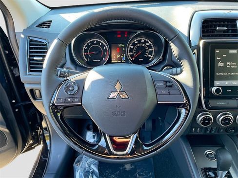 New 2025 Mitsubishi Outlander Sport SE image 11