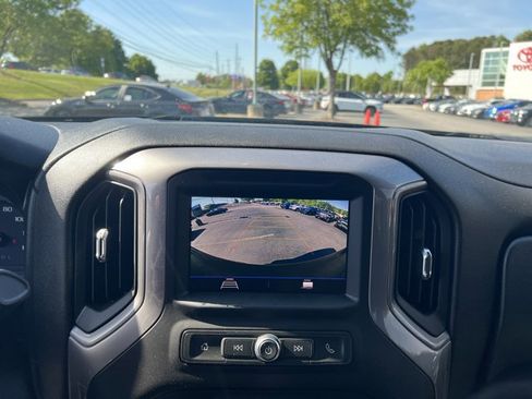 Used 2021 Chevrolet Silverado 1500 Custom image 13