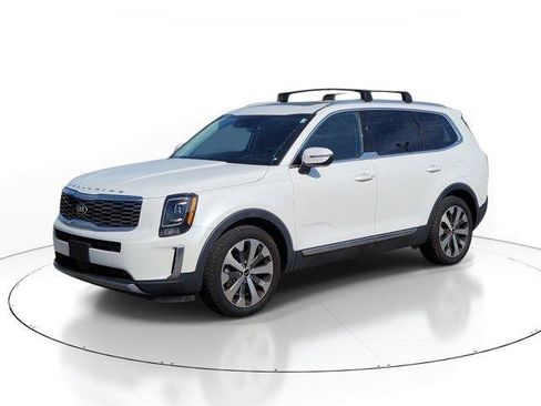 Used 2020 Kia Telluride EX w/ EX Premium Package AWD/4WD image 2