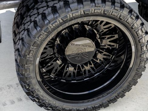 Used 2026 Chevrolet Silverado 3500 High Country w/ High Country Premium Package AWD/4WD image 25