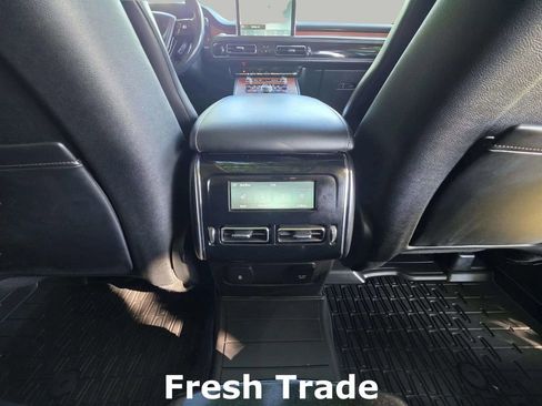 Used 2020 Lincoln Aviator Reserve w/ Equipment Group 201A AWD/4WD image 10