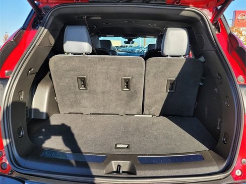 Used 2024 Buick Enclave Premium image 16