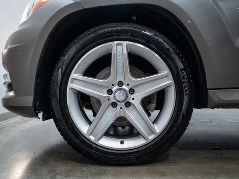 Used 2014 Mercedes-Benz GLK 250 BlueTEC 4MATIC image 11