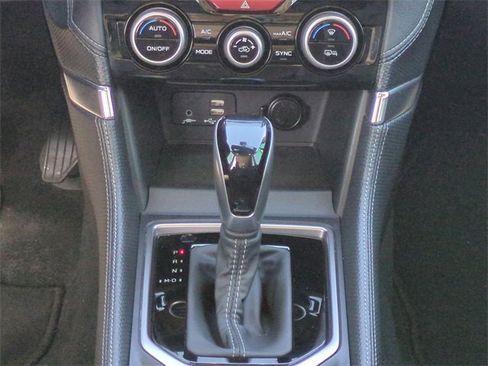 Certified 2024 Subaru Forester Limited image 21