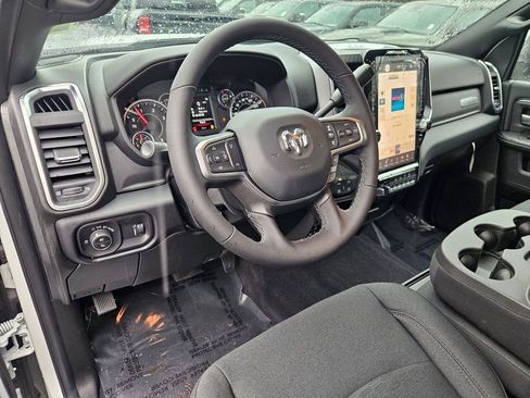 New 2026 RAM 2500 Big Horn AWD/4WD image 13