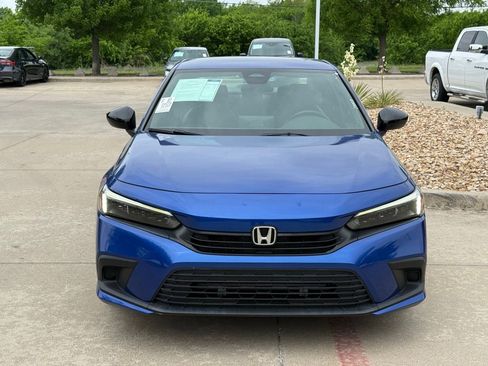 Used 2023 Honda Civic Sport image 8