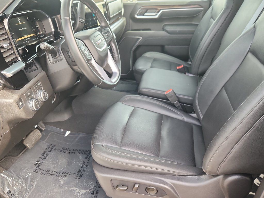 Used 2026 GMC Sierra 1500 SLT AWD/4WD image 7