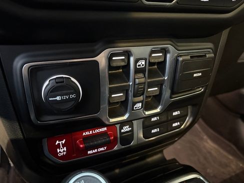 Used 2020 Jeep Gladiator Mojave image 28