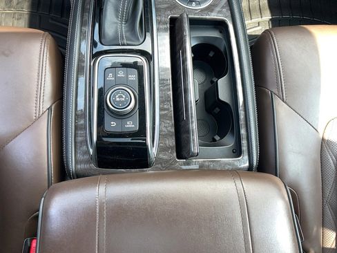 Used 2023 Nissan Armada Platinum w/ Captain's Chairs Package image 23