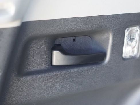 Used 2019 Honda CR-V Touring image 44