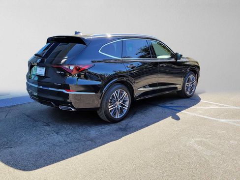 Certified 2025 Acura MDX SH-AWD w/ Advance Package image 3