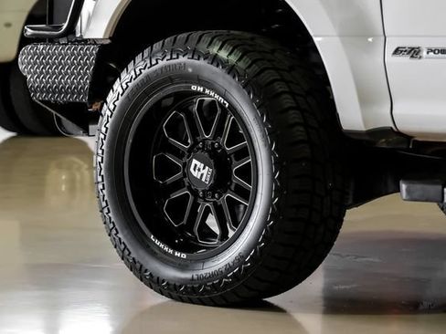 Used 2020 Ford F350 Lariat w/ Lariat Value Package AWD/4WD image 48