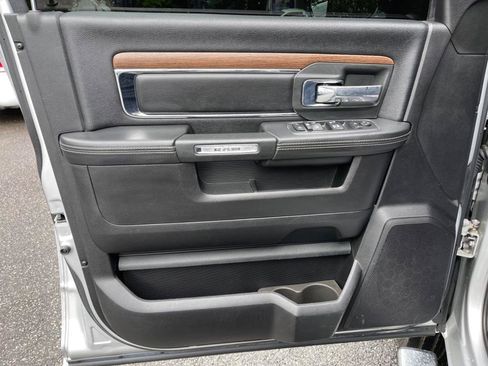 Used 2017 RAM 2500 Laramie w/ Snow Chief Group image 18