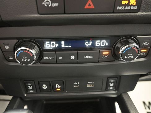 Used 2023 Nissan Frontier SV w/ SV Convenience Package AWD/4WD image 23