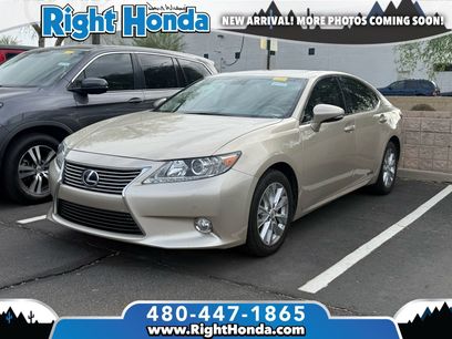 Used 2014 Lexus ES 300h w/ Premium Package w/Bamboo Trim