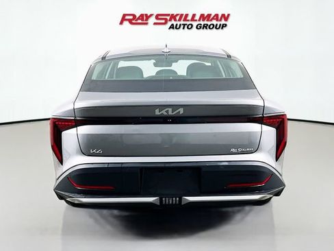 Used 2025 Kia K4 LXS image 6