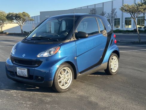 Used 2009 smart fortwo pure image 1