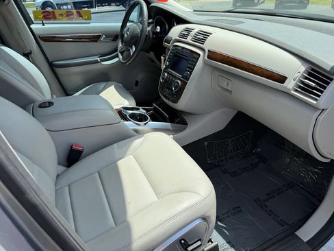 Used 2012 Mercedes-Benz R 350 4MATIC image 18