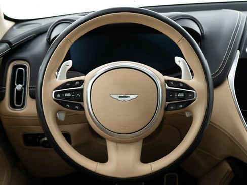 Used 2023 Aston Martin DBX 707 image 30