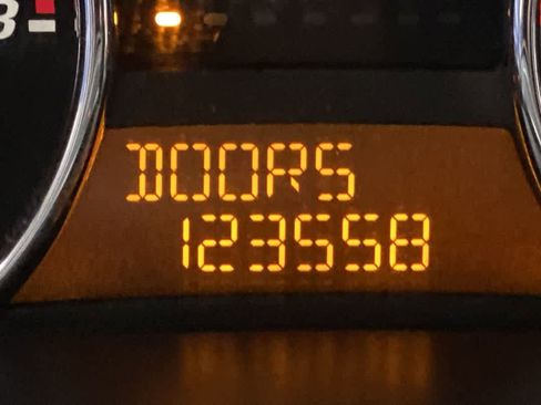 Used 2008 GMC Canyon SLE image 17