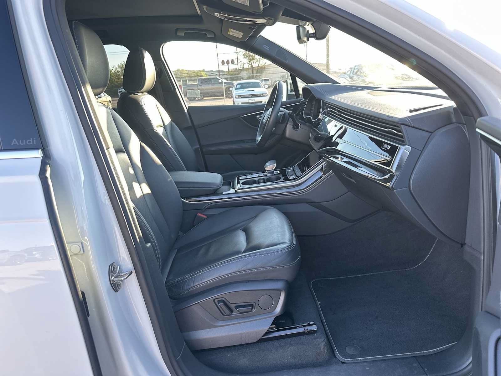 Used 2025 Audi Q7 3.0T Premium Plus AWD/4WD image 22