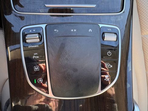 Used 2022 Mercedes-Benz GLC 300 image 19