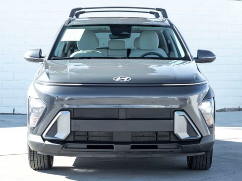 Used 2024 Hyundai Kona SEL image 4