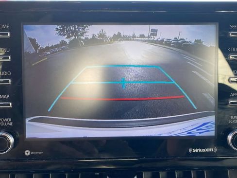 Used 2021 Toyota Corolla SE FWD image 22