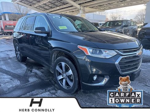 Certified 2021 Chevrolet Traverse LT w/ LT Premium Package image 1