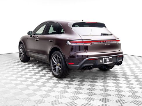 Certified 2024 Porsche Macan Turbo image 3