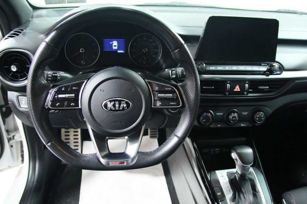 Used 2021 Kia Forte GT-Line FWD image 17