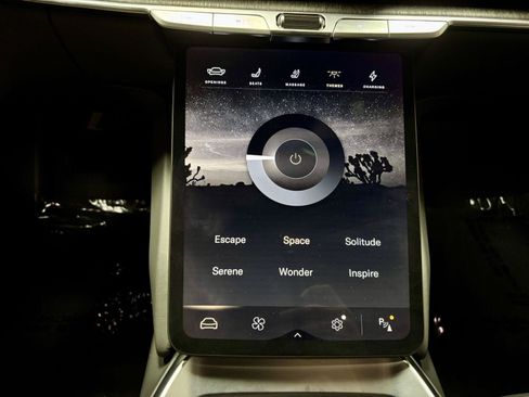 Used 2024 Lucid Air Touring AWD/4WD image 39