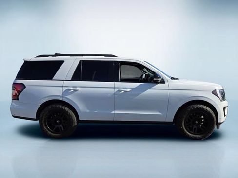 Used 2020 Ford Expedition Limited w/ Equipment Group 303A AWD/4WD image 3
