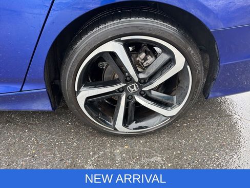 Used 2021 Honda Accord Sport image 14