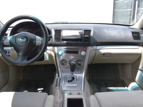 Used 2008 Subaru Outback 2.5i L.L. Bean AWD/4WD image 45