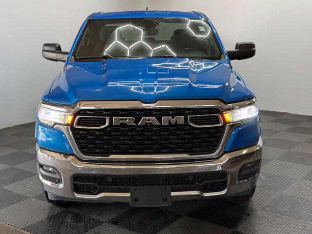 Used 2025 RAM 1500 Big Horn AWD/4WD image 4