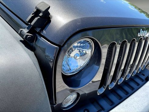 Used 2016 Jeep Wrangler Unlimited Sport w/ Quick Order Package 24S AWD/4WD image 31