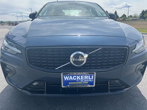 Used 2024 Volvo S60 B5 Core FWD image 31