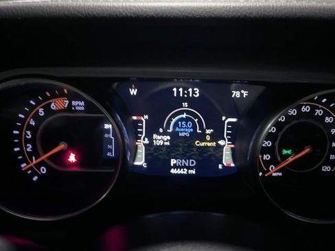 Used 2021 Jeep Wrangler Unlimited Sahara w/ Uconnect 4C Nav & Sound Group AWD/4WD image 22