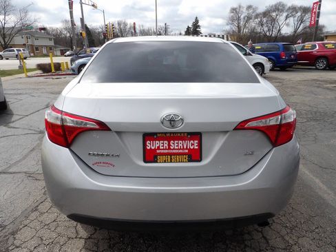 Used 2015 Toyota Corolla LE image 4