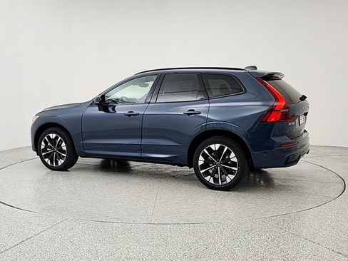 New 2026 Volvo XC60 B5 Plus w/ Climate Package PRO AWD/4WD image 7