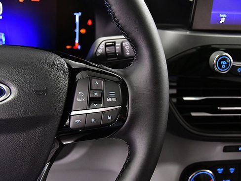 New 2025 Ford Escape Active w/ Cold Weather Package image 21