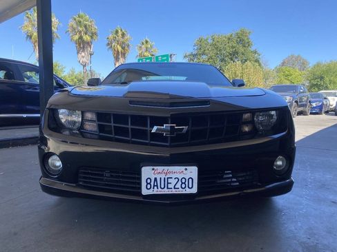 Used 2010 Chevrolet Camaro LS RWD image 13